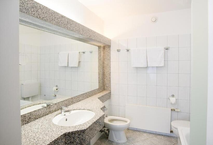 غرفة قياسية, Sonnenhügel