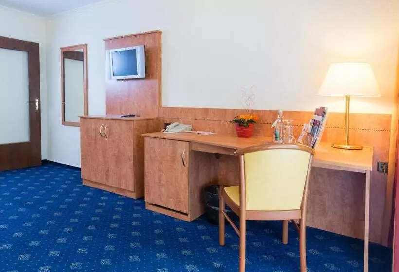 Standart Oda, St. Georg