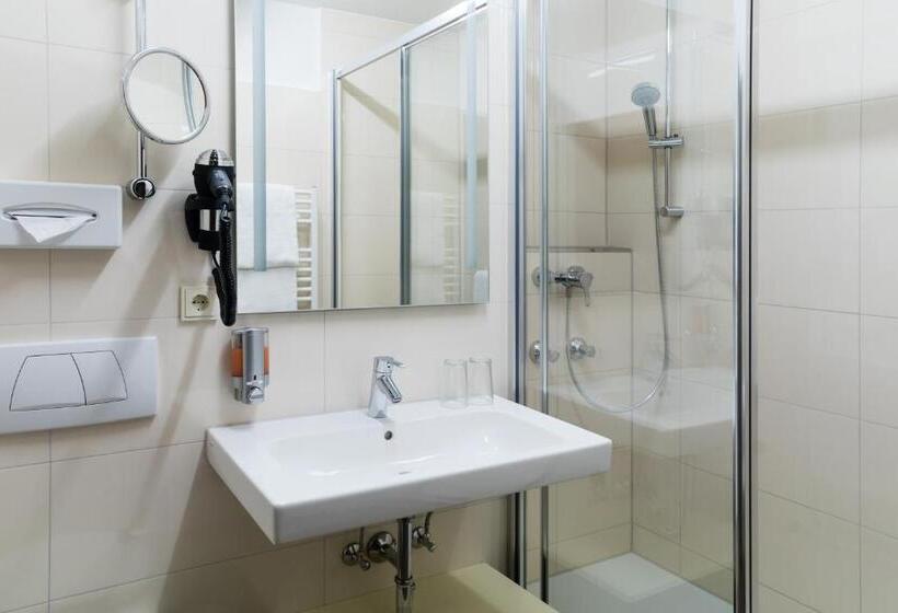 コンフォートルーム, St. Georg