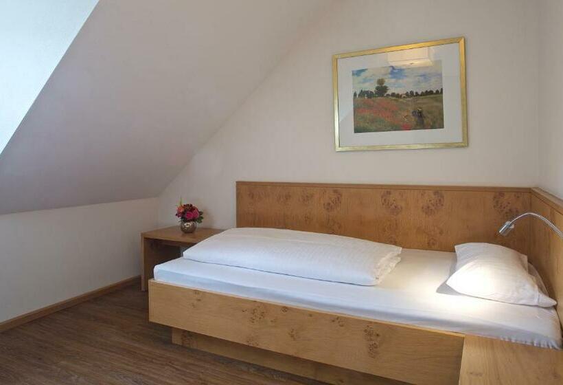 اتاق استاندارد یک نفره, Zur Mühle