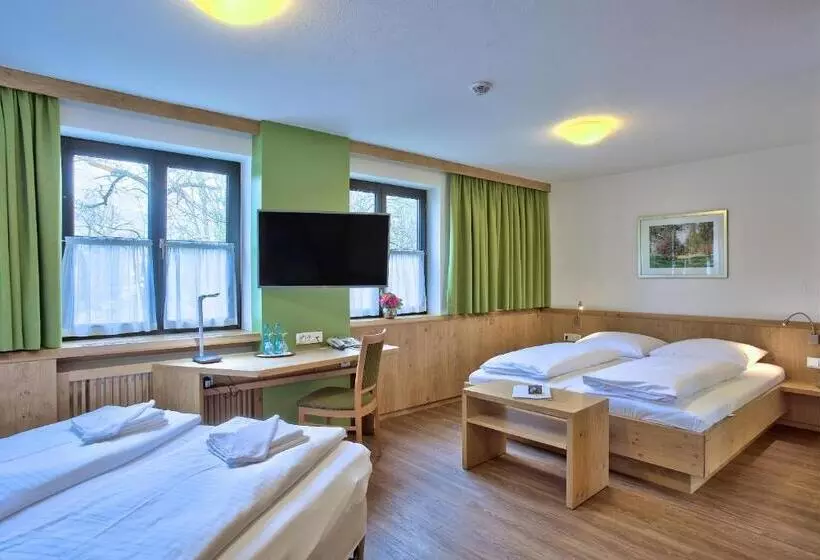 Quarto Quádruplo Estandar, Zur Mühle