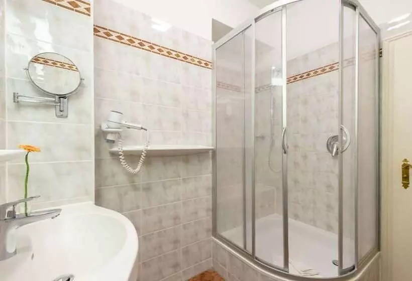 コンフォートルーム, Romantik Hotel Zur Post