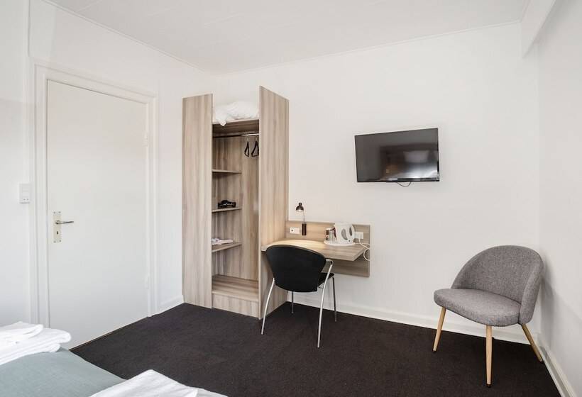 غرفة قياسية فردية, Ansgar