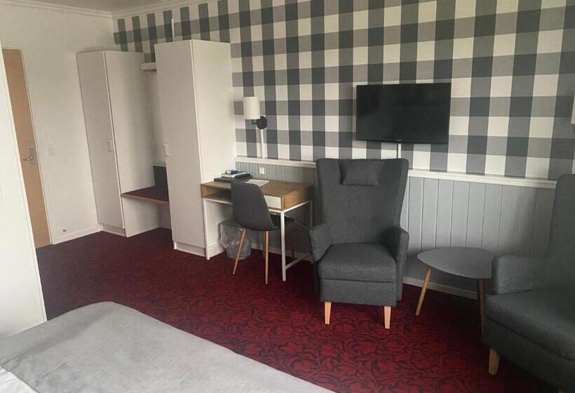 Номер Стандарт, Den Gamle Grænsekro Inn