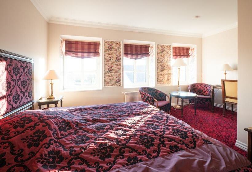 חדר סטנדרט לשלושה, Den Gamle Grænsekro Inn