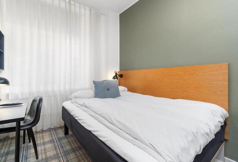 חדר בסיסי, Ibsens