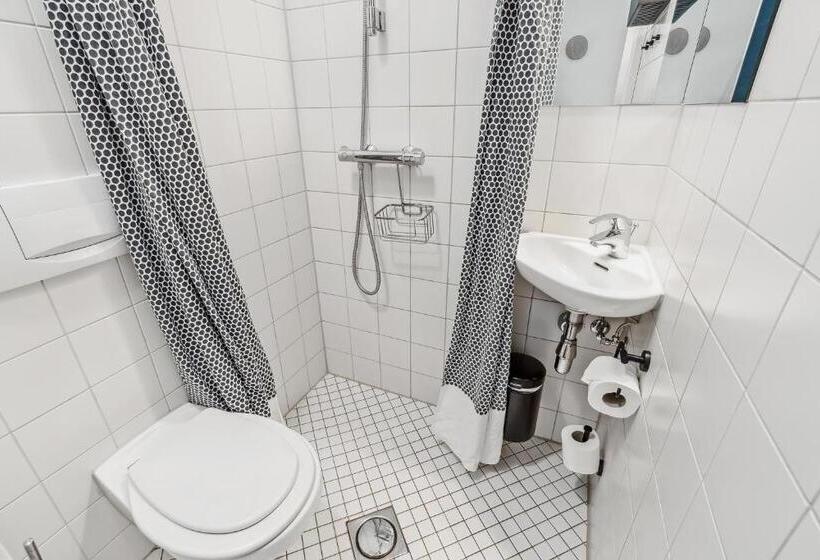 חדר בסיסי, Ibsens