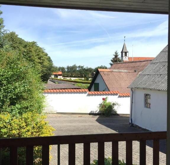 غرفة ديلوكس, Laasby Kro