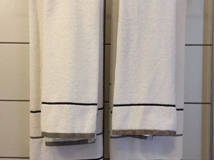 غرفة ديلوكس, Laasby Kro