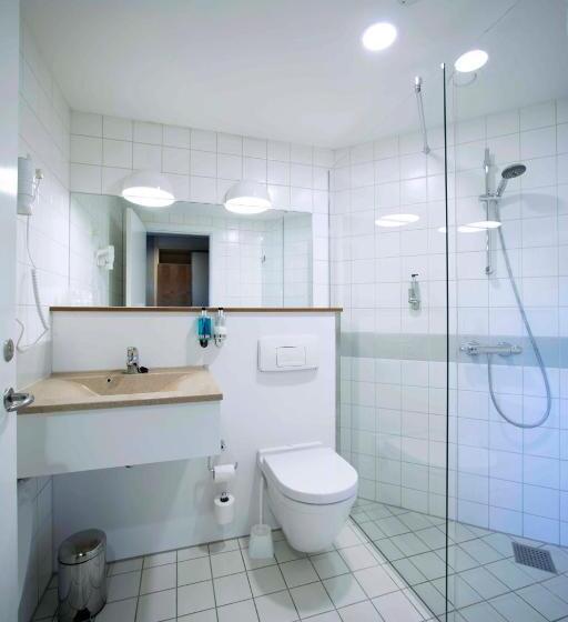 חדר קומפורט, Lautrup Park