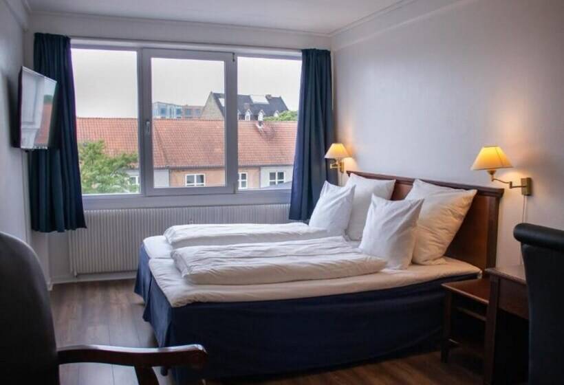 Номер Стандарт, Phønix Hjørring