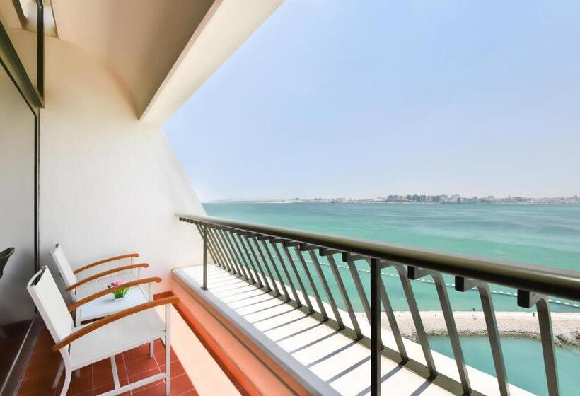 اتاق دلوکس با تخت کینگ و چشم‌انداز, Sheraton Grand Doha Resort & Convention