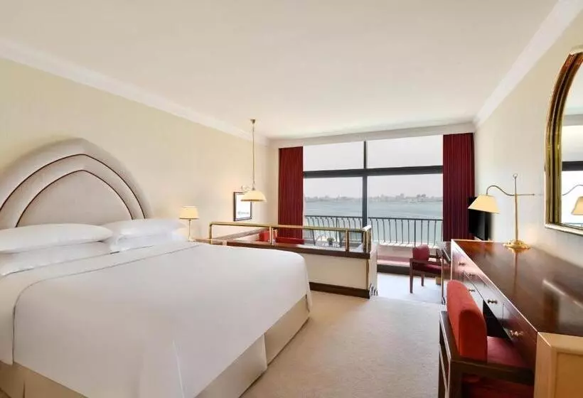 اتاق دلوکس با تخت کینگ و چشمانداز, Sheraton Grand Doha Resort & Convention