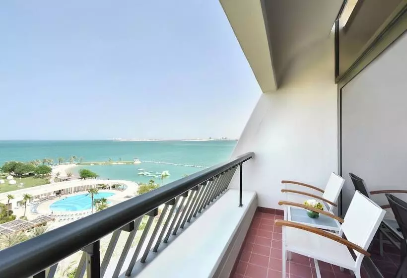 اتاق لوکس با چشمانداز دریا, Sheraton Grand Doha Resort & Convention