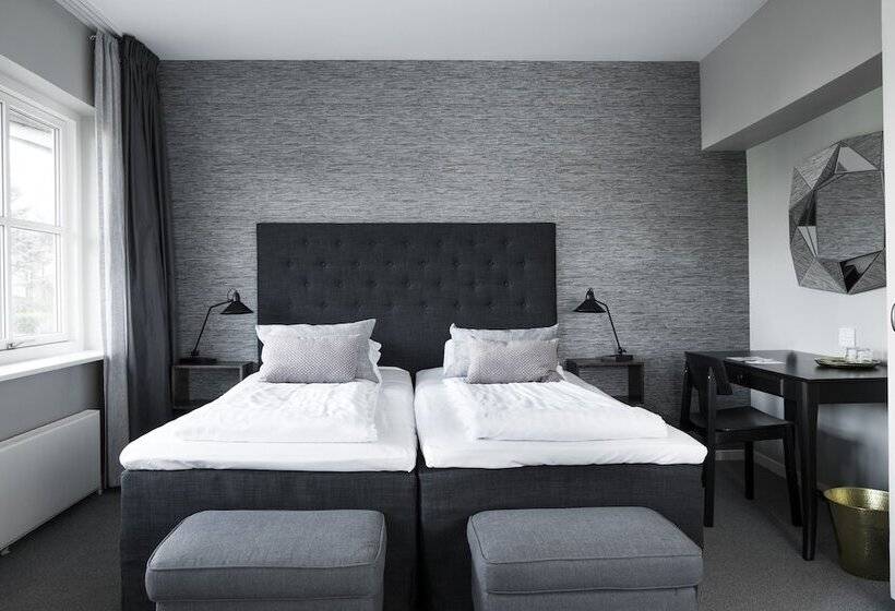 חדר סטנדרט, Skjalm Hvide