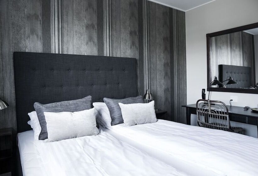 חדר סטנדרט, Skjalm Hvide