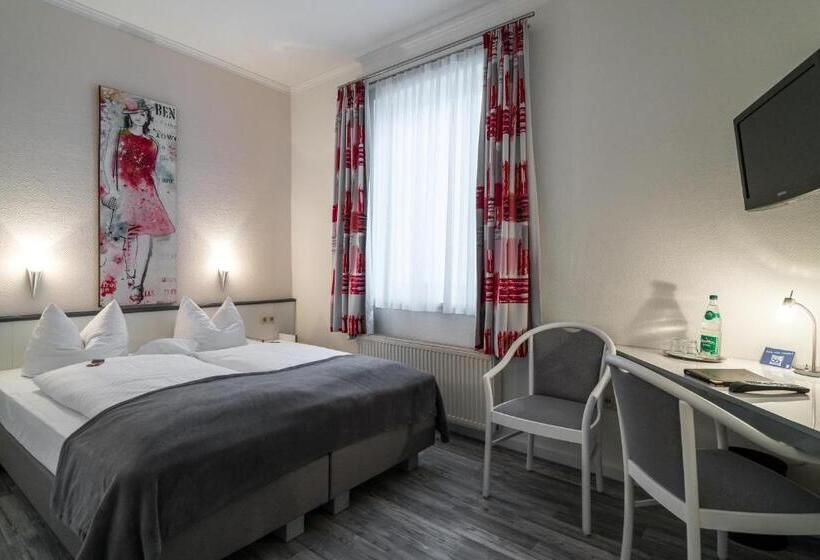 Habitació Estàndard, Stadtkrug