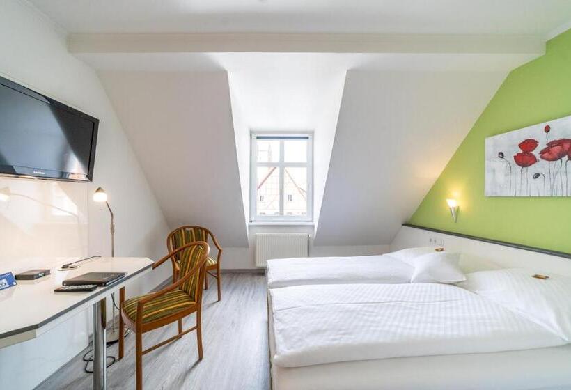 Habitació Estàndard, Stadtkrug