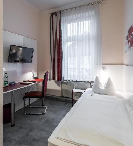 Habitación Estàndard Individual, Stadtkrug