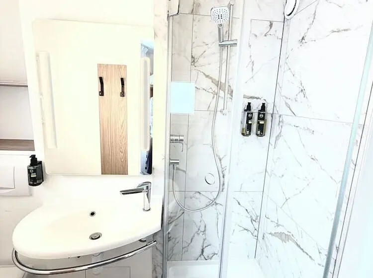 اتاق استاندارد, B&b Hotel Orléans Centre Foch