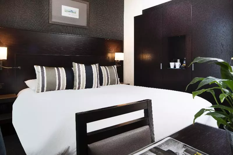 スーペリアールーム, Hôtel Albert 1er Paris Lafayette