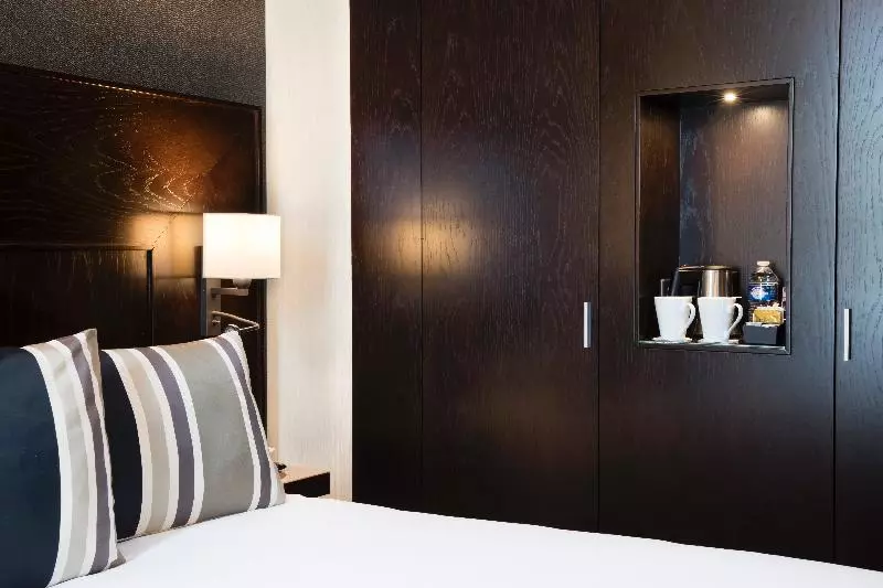 スーペリアールーム, Hôtel Albert 1er Paris Lafayette