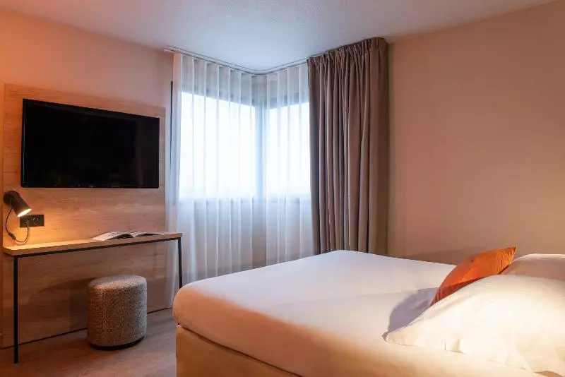 スタンダードルーム, Hôtel Albert 1er Paris Lafayette