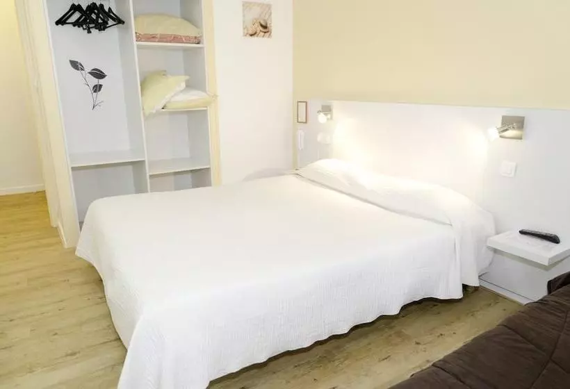 اتاق راحتی, Logis Hôtel De La Bruyere