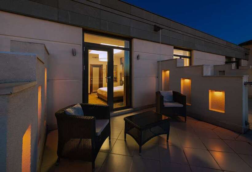 חדר פרמיום, Conrad Dublin