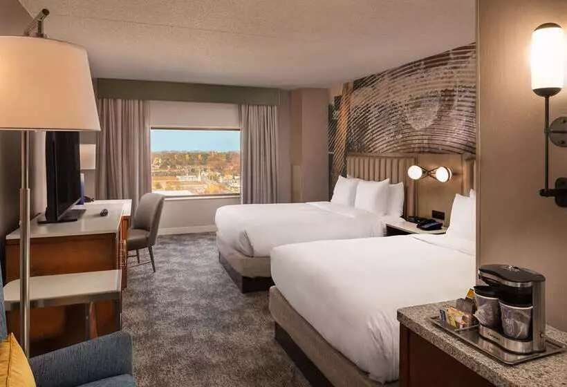 Quarto superior, Conrad Dublin