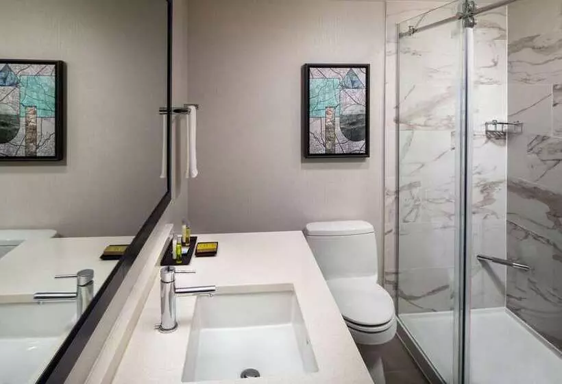 Quarto superior, Conrad Dublin