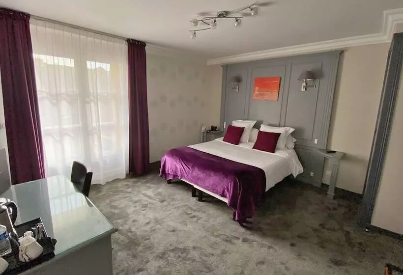 سوئیت با وان آب گرم, Grand Hôtel Du Luxembourg & Spa