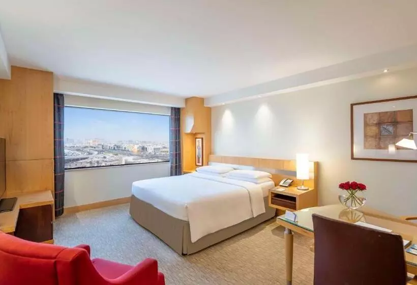 اتاق استاندارد با تخت بزرگ, Hyatt Regency Dubai   Corniche