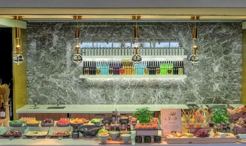 キングサイズベッドのクラブルーム, Hyatt Regency Dubai   Corniche