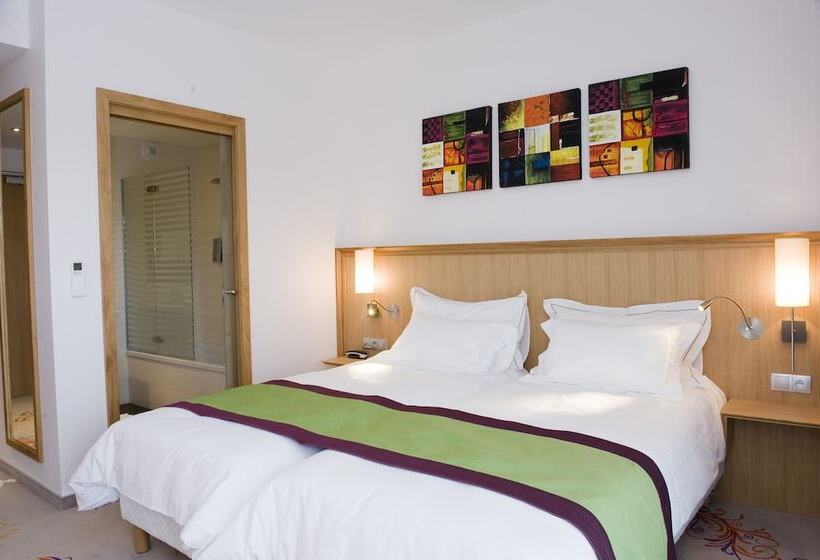 غرفة سوبيريور, Logis Hotel Restaurant A L Etoile