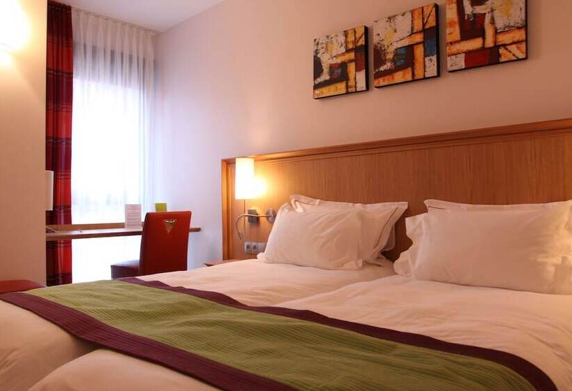 غرفة سوبيريور, Logis Hotel Restaurant A L Etoile