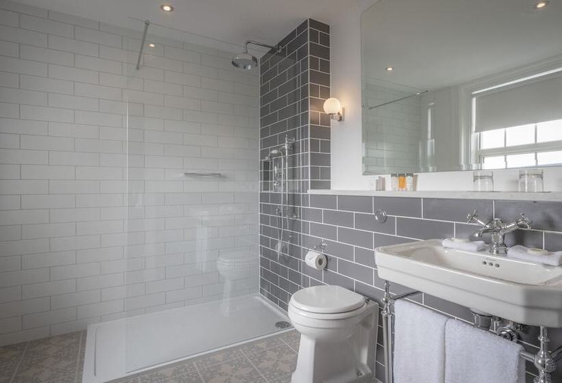 豪华房间, The Hardiman