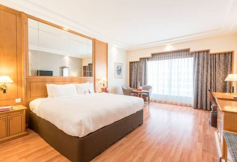 クラブルーム, Millennium Downtown Abu Dhabi