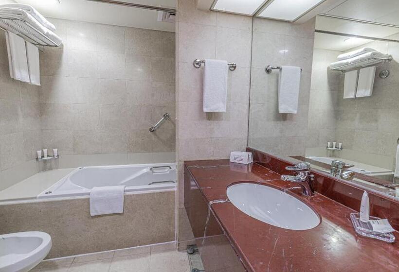 Президентский Люкс, Millennium Downtown Abu Dhabi