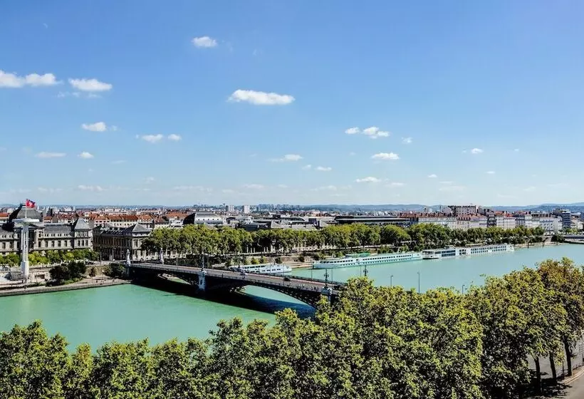 リバービュースーペリアールーム, Sofitel Lyon Bellecour