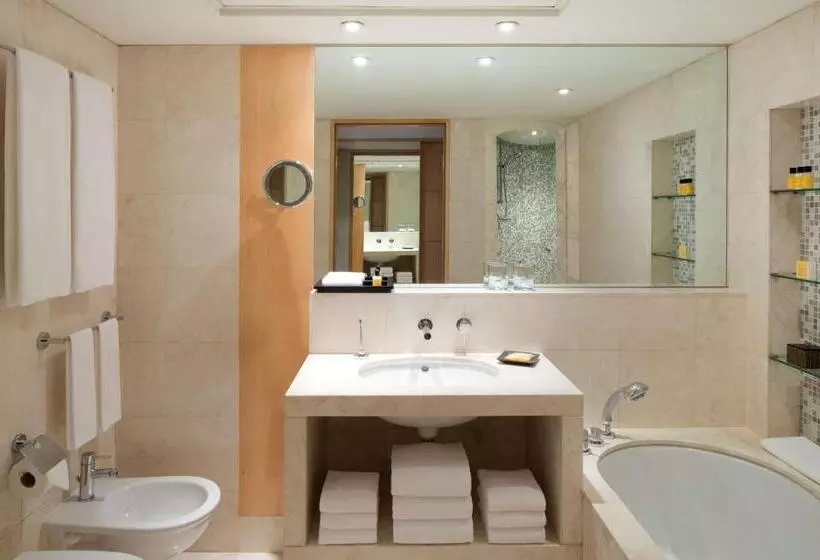 クラブルーム, Hyatt Regency Dubai   Corniche
