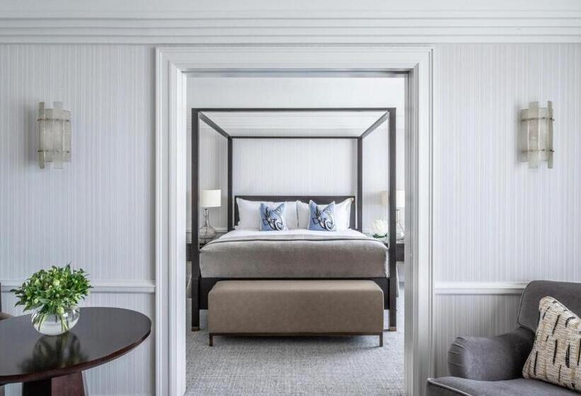 스위트 킹사이즈 침대, The Westbury