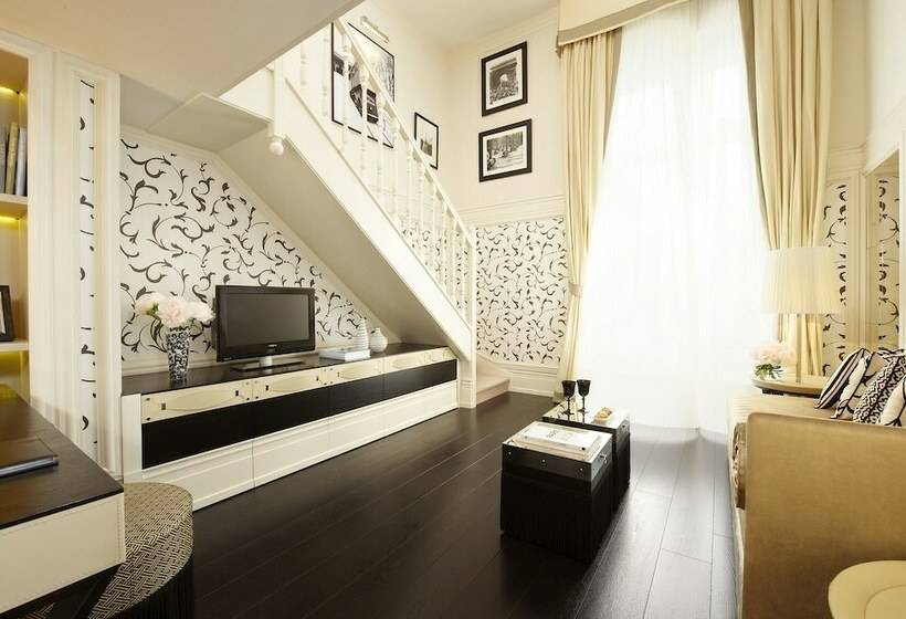 سوییت, Castille Paris – Starhotels Collezione