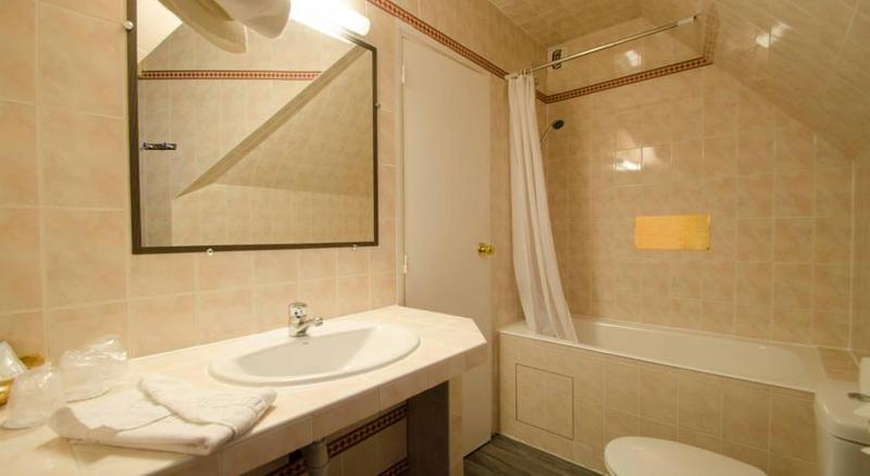 Standard Room, Aida Opera