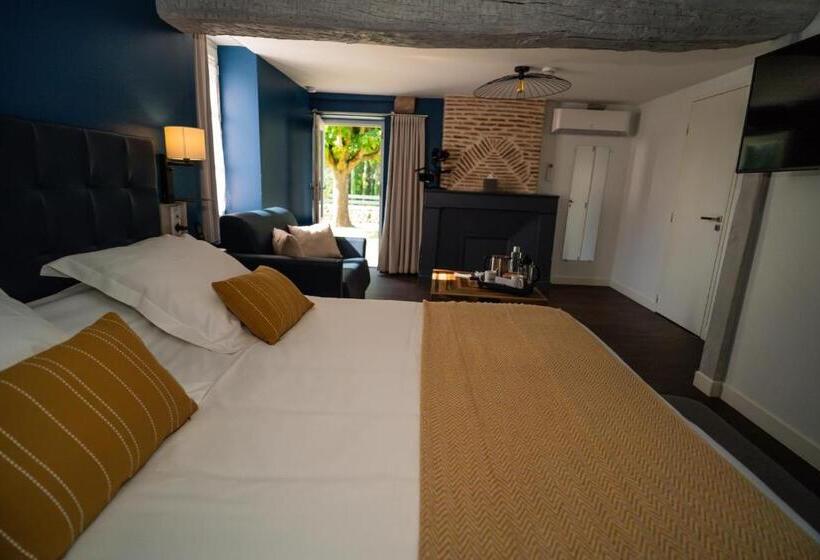 Полулюкс Одноместный с Террасой, Auberge De La Caillère