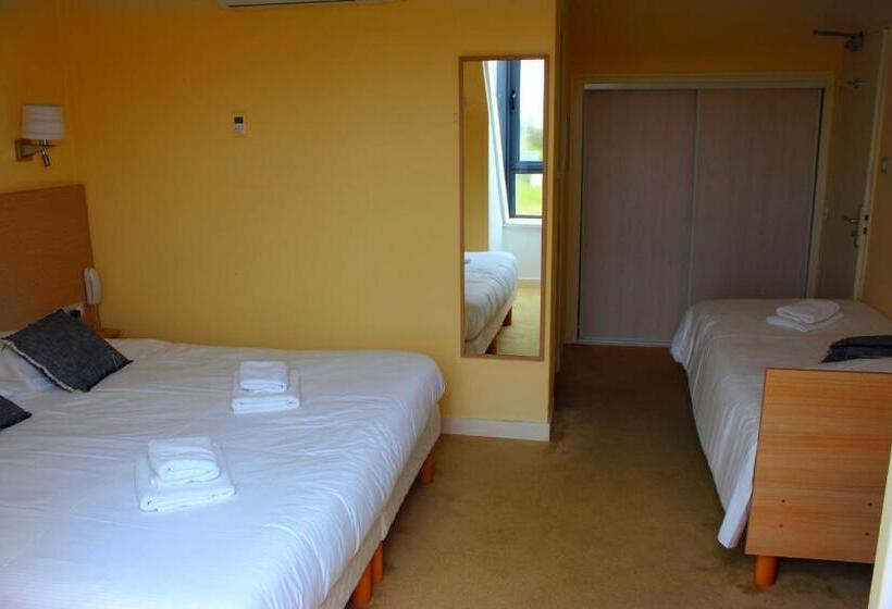 标准三人间, Breiz Armor