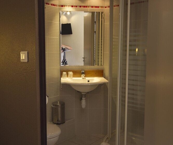 غرفة عائلية, Brit Hotel Essentiel Sète / Balaruc