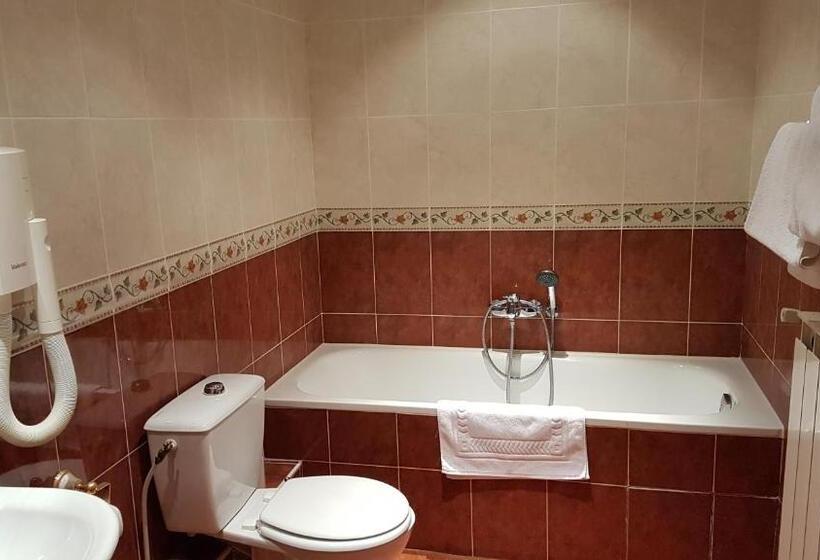 スタンダードルーム, Cardinal