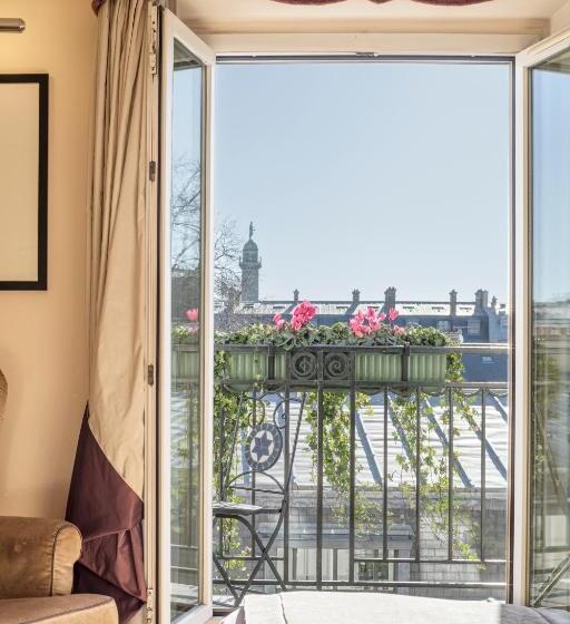 اتاق لوکس با بالکن, Castille Paris – Starhotels Collezione