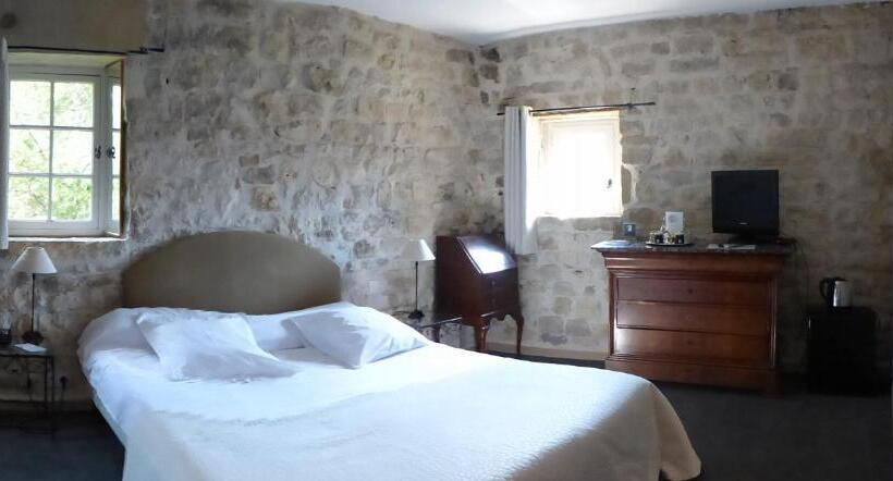 غرفة كلاسيكية, Château D Arpaillargues   Teritoria